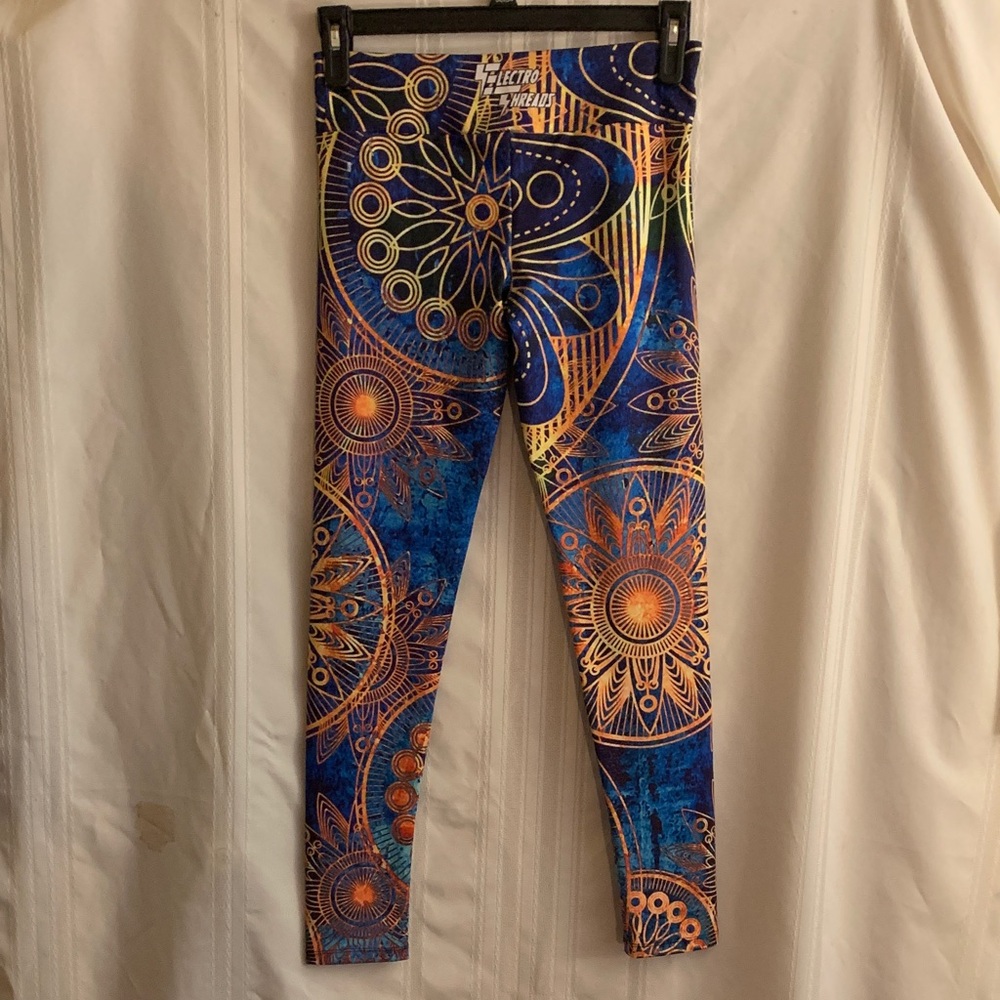Electro Threads Leggings with Vibrant Blue and Orange Patterns - Med - Picture 2 of 7